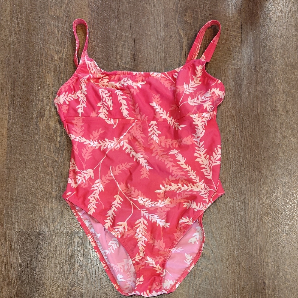 Tommy‎ Bahama Women's 16 Pink/ Cream Floral One-Piece Swimsuit